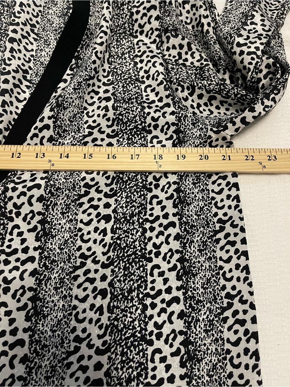 LA PANTHERA Leopard Print Cardigan Jacket - Picture 10 of 12